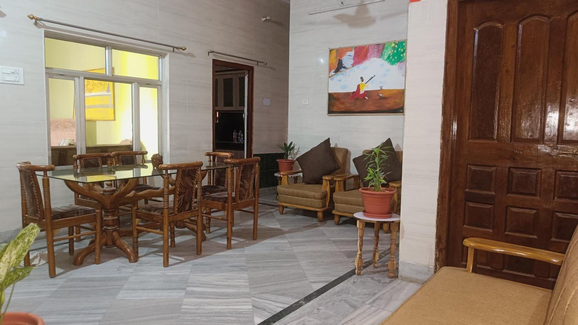 Shubh Kashi Home Stay - Varanasi — Photos 1